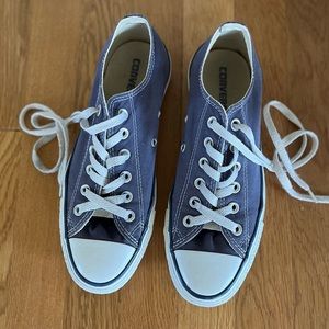 Lightly used womens navy blue converse